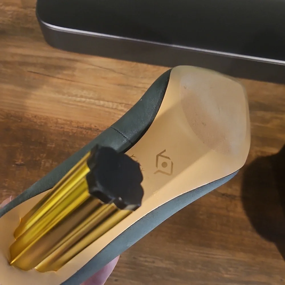 NEW! KATY PERRY Delilah Green & Gold High Heel Pointed Toe Pump 6.